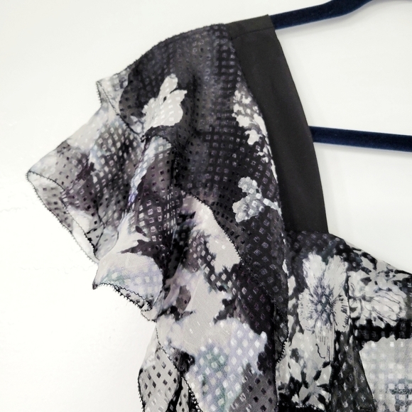 NEW Chelsea & Walker Cara Black & White Silk Jacquard Midi Dress Size 2 - Picture 8 of 16